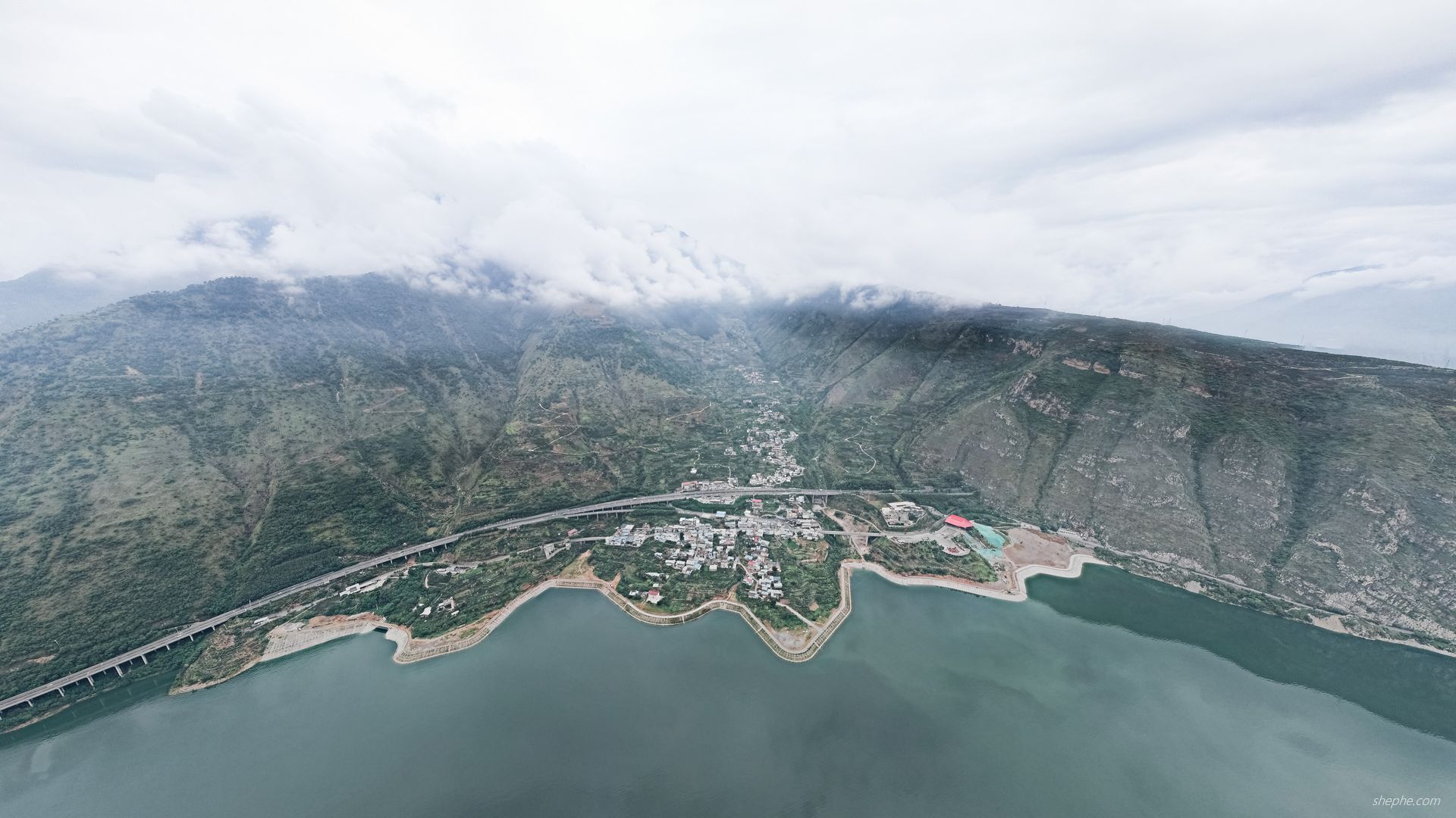 二〇二四·国庆出行记录:西昌建昌古城、邛海泸山景区与汉源湖